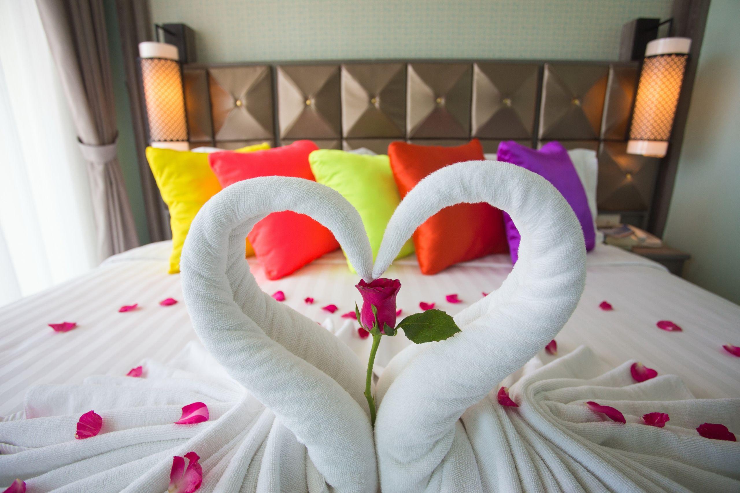 Add Plus Hotel & Spa Patong Luaran gambar