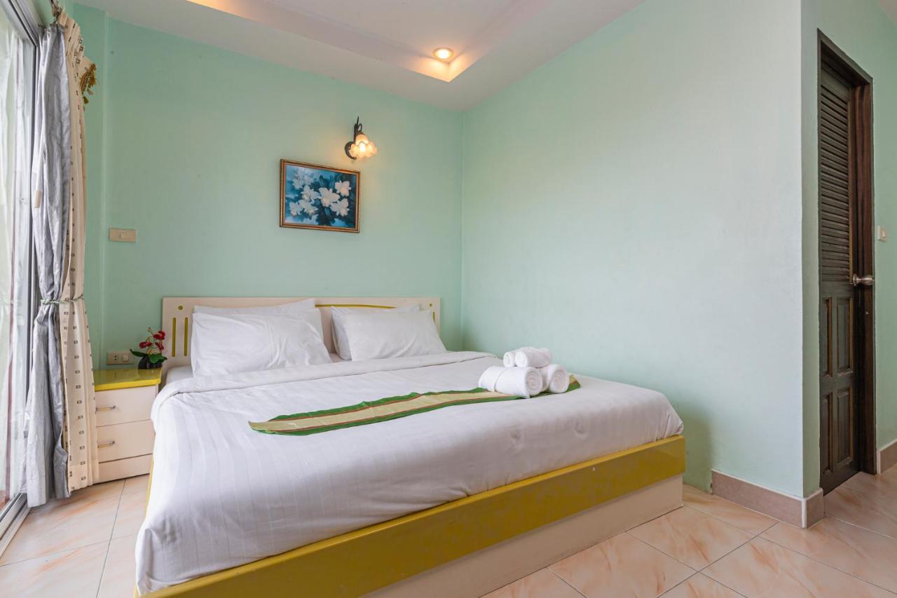 Add Plus Hotel & Spa Patong Luaran gambar