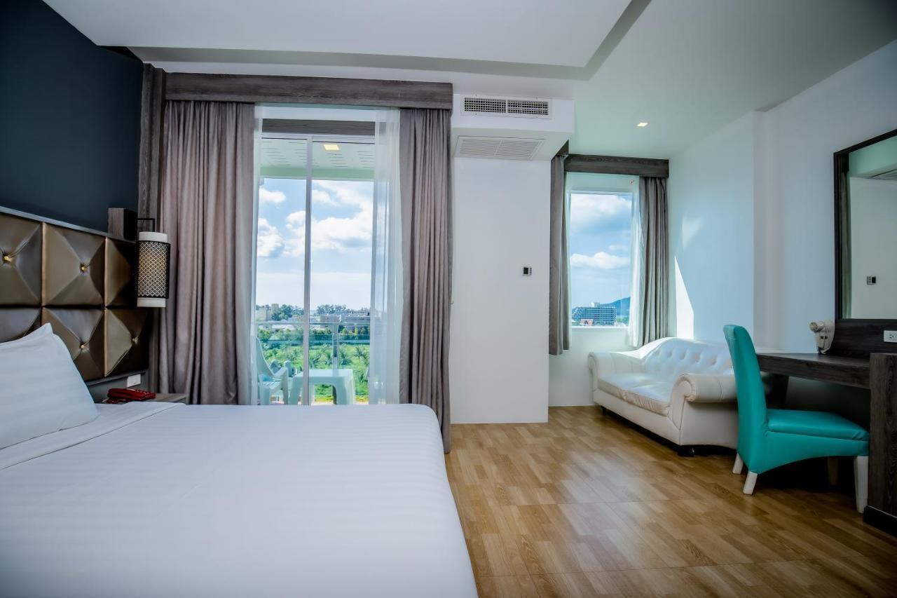 Add Plus Hotel & Spa Patong Luaran gambar