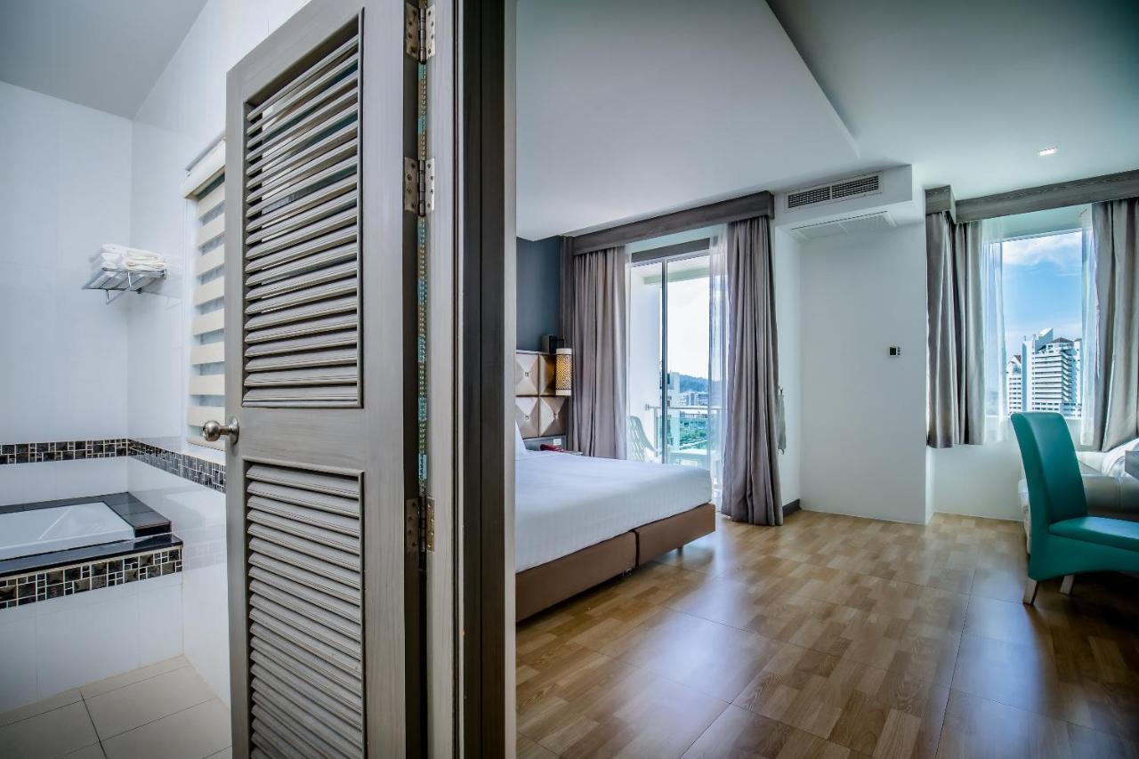 Add Plus Hotel & Spa Patong Luaran gambar