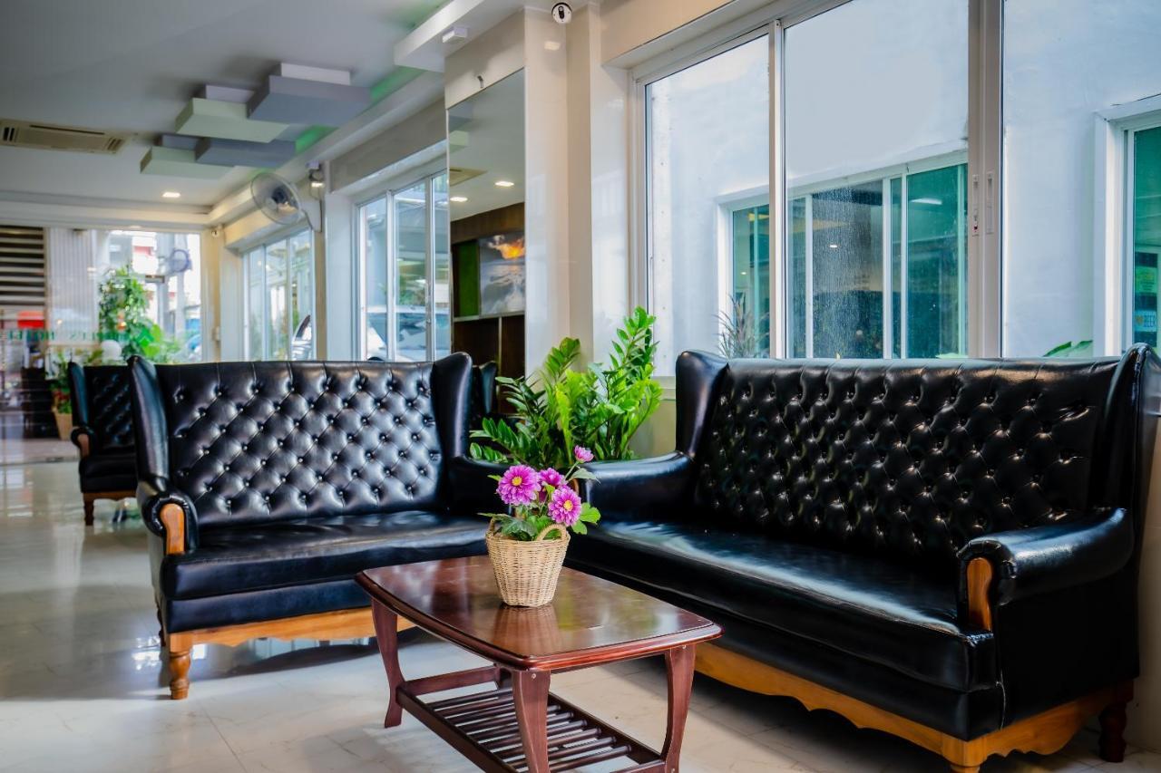 Add Plus Hotel & Spa Patong Luaran gambar